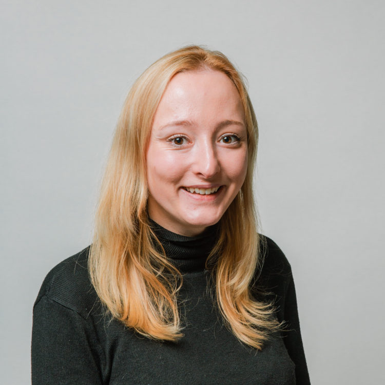 Emily Allen headshot