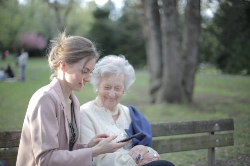 park bench chat